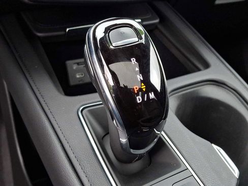 Certified 2023 Cadillac XT4 Premium Luxury AWD/4WD image 17