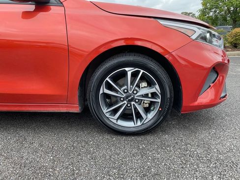 Certified 2024 Kia Forte LXS FWD image 30