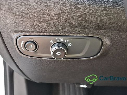 Used 2022 Chevrolet Equinox LT AWD/4WD image 24
