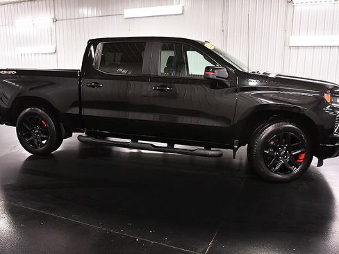 Used 2023 Chevrolet Silverado 1500 RST w/ Redline Edition image 8