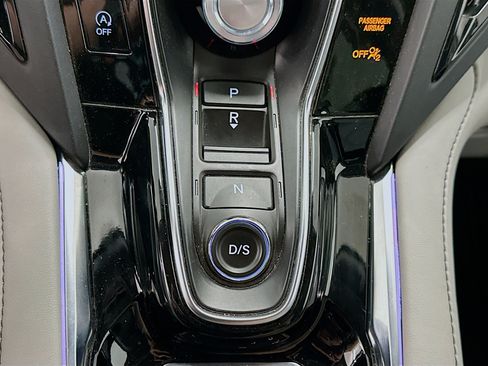 Used 2024 Acura RDX SH-AWD w/ Technology Package image 25