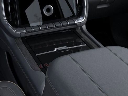 New 2026 GMC Yukon Elevation RWD image 23