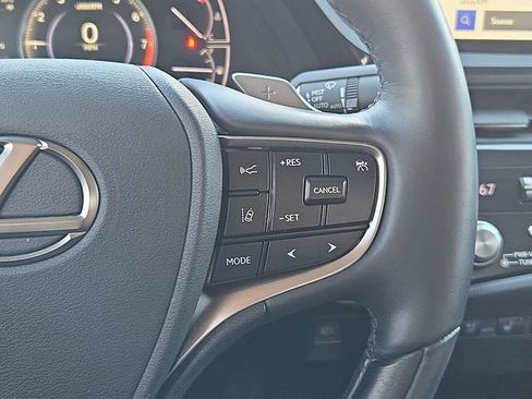 Certified 2024 Lexus ES 350 Ultra Luxury w/ Accessory Package (Z1) image 24