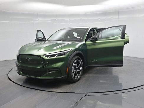 New 2026 Ford Mustang Mach-E Select image 27