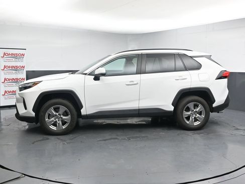 Used 2023 Toyota RAV4 XLE FWD image 5