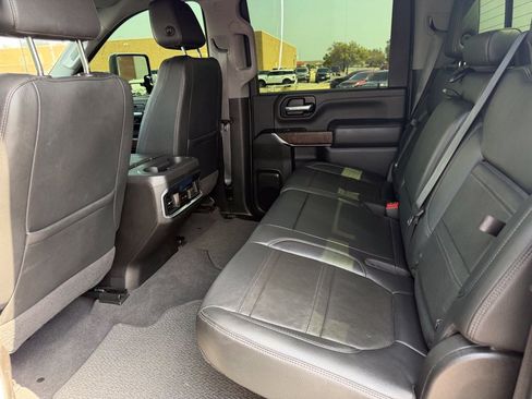Used 2022 GMC Sierra 3500 Denali AWD/4WD image 22