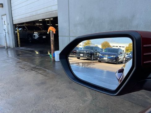 Used 2025 Hyundai Kona SEL image 19