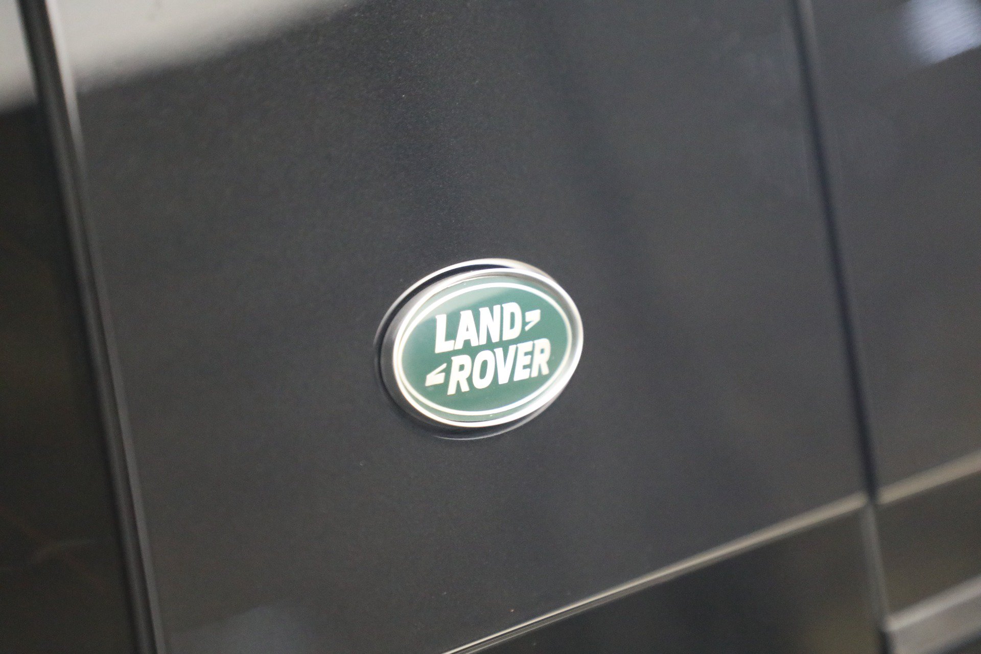 Used 2024 Land Rover Defender 110 V8 AWD/4WD image 26