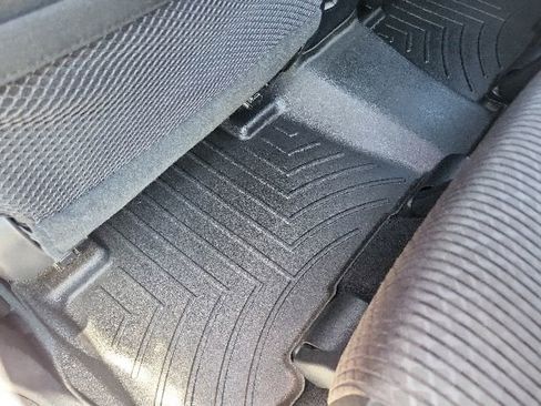 Used 2019 Toyota 4Runner TRD Off-Road AWD/4WD image 25