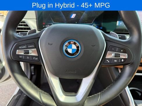 Used 2023 BMW 330e xDrive w/ Driving Assistance Package AWD/4WD image 18