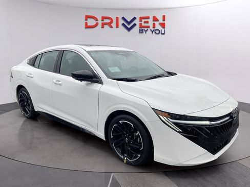 New 2026 Nissan Sentra SR w/ SR Premium Package image 7