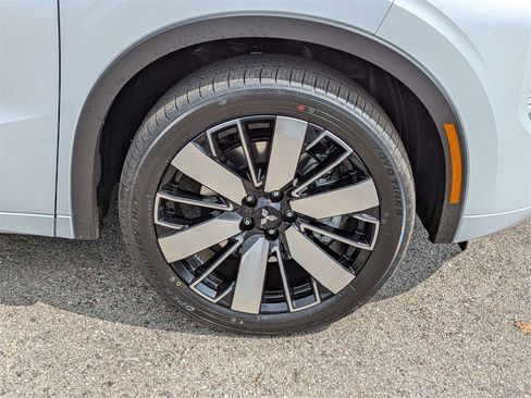 New 2026 Mitsubishi Outlander SEL image 11