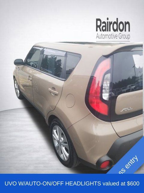 Used 2015 Kia Soul + w/ Primo Package FWD image 4