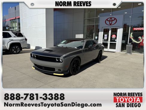 Used 2023 Dodge Challenger R/T Scat Pack w/ T/A Package image 1