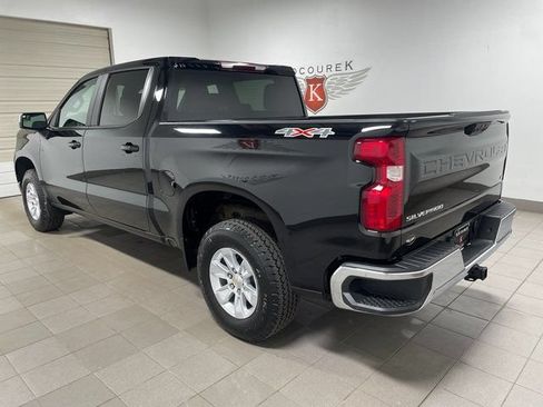 Used 2025 Chevrolet Silverado 1500 LT w/ Work Truck Package AWD/4WD image 4