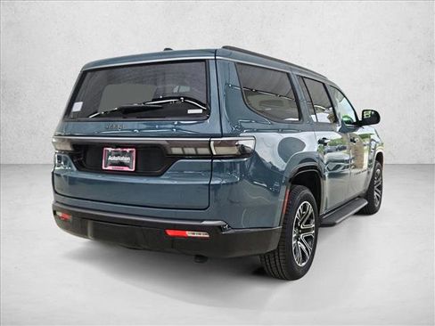 New 2026 Jeep Grand Wagoneer 2WD image 2