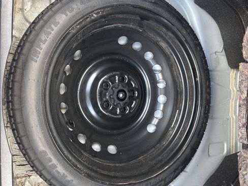 Used 2018 Toyota Prius Two w/ Prius Two Safety Plus Package image 27