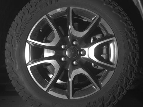 Used 2025 Jeep Compass Trailhawk AWD/4WD image 16