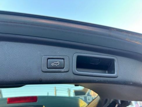 Used 2018 Subaru Forester 2.5i Limited image 10