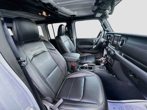 Certified 2023 Jeep Wrangler Unlimited Sahara w/ Cold Weather Group AWD/4WD image 33