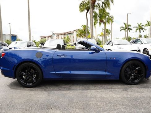 Used 2024 Chevrolet Camaro LT RWD image 12