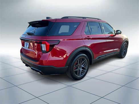 New 2025 Ford Explorer ST-Line w/ Premium Package image 3