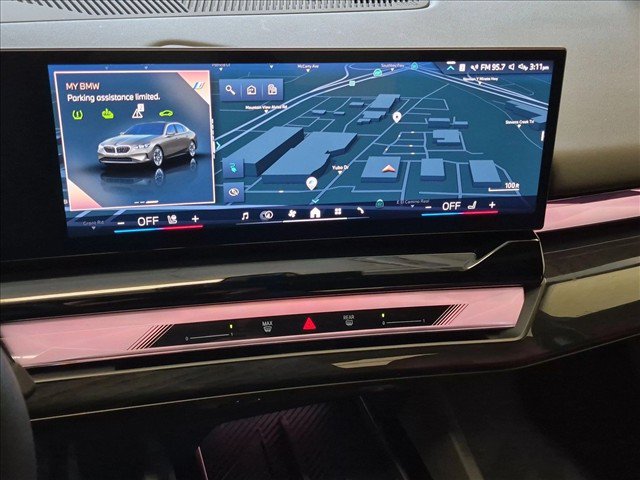 Used 2024 BMW i5 eDrive40i w/ Premium Package RWD image 15