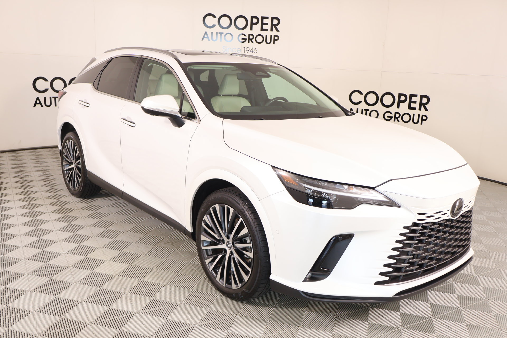 Used 2024 Lexus RX 350 Premium Plus w/ Convenience Package FWD image 1