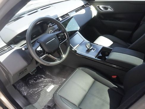 New 2026 Land Rover Range Rover Velar Dynamic SE AWD/4WD image 18