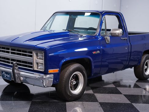 Used 1987 GMC Sierra 1500 2WD Regular Cab image 5