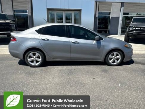 Used 2015 Dodge Dart SXT FWD image 8