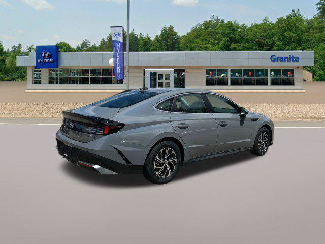 New 2026 Hyundai Sonata Blue FWD image 6