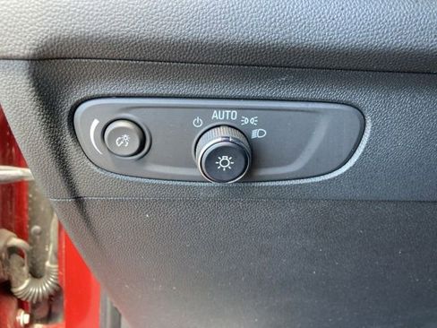 Used 2023 Buick Envision Essence AWD/4WD image 20