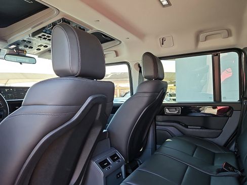 Used 2025 INEOS Grenadier AWD/4WD image 7