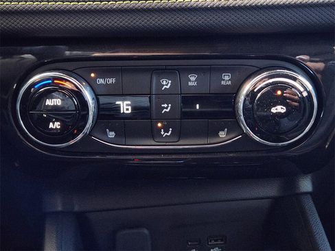 Used 2025 Chevrolet TrailBlazer ACTIV w/ Convenience Package image 20