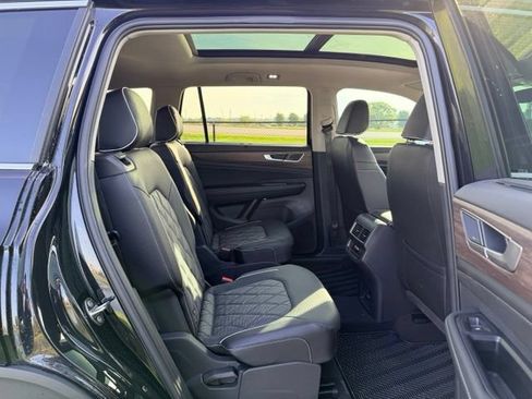 Used 2026 Volkswagen Atlas SEL Premium R-Line AWD/4WD image 9