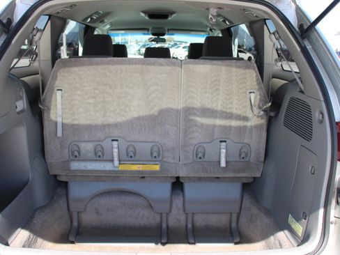 Used 2005 Toyota Sienna LE FWD image 13