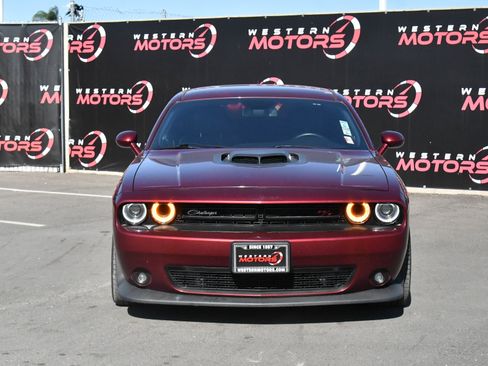 Used 2021 Dodge Challenger R/T Scat Pack w/ Shaker Package RWD image 2