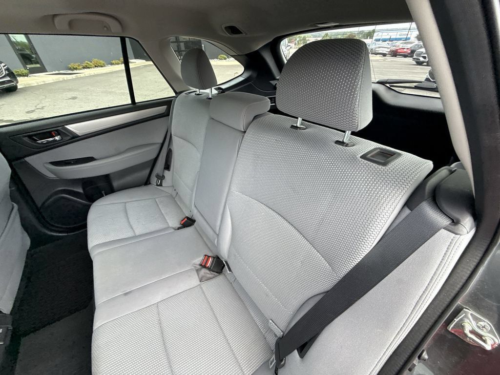 Used 2019 Subaru Outback 2.5i Premium AWD/4WD image 29
