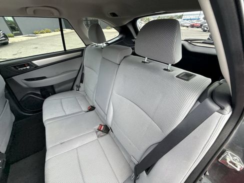 Used 2019 Subaru Outback 2.5i Premium AWD/4WD image 29