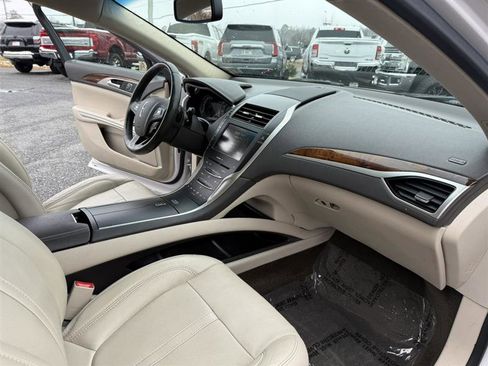 Used 2016 Lincoln MKZ AWD w/ Equipment Group 300A Reserve image 15