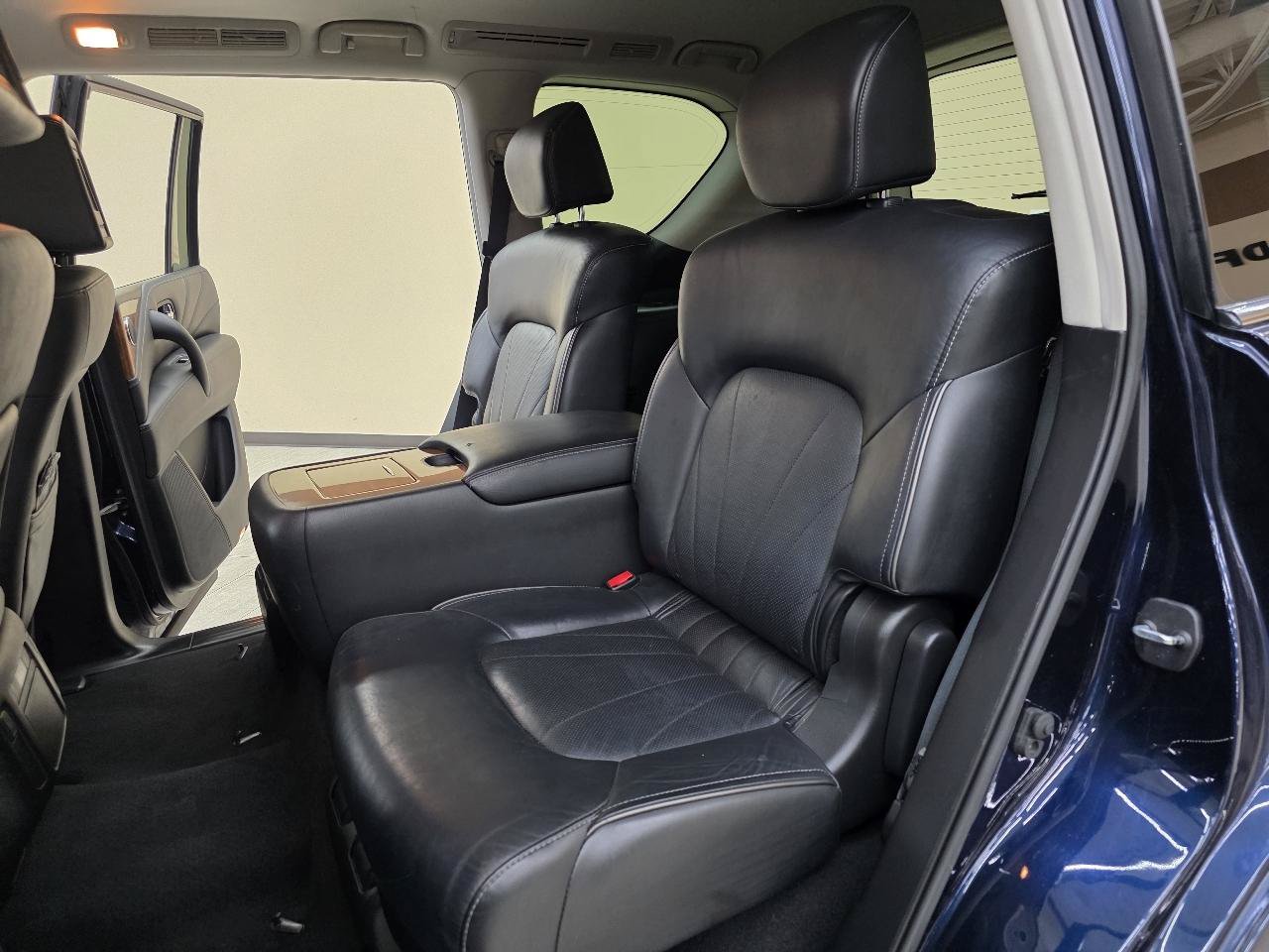 Used 2015 INFINITI QX80 4WD w/ Deluxe Technology Package image 27