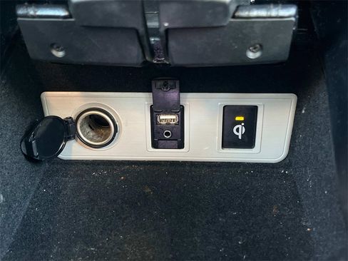 Used 2016 Toyota Avalon image 34