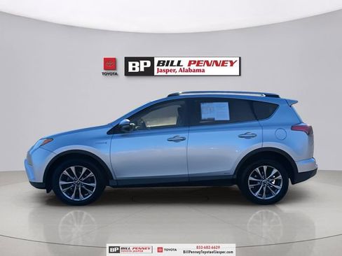 Used 2016 Toyota RAV4 Limited image 2