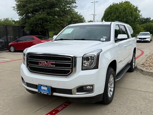 Used 2019 GMC Yukon XL SLT w/ Open Road Package RWD image 1