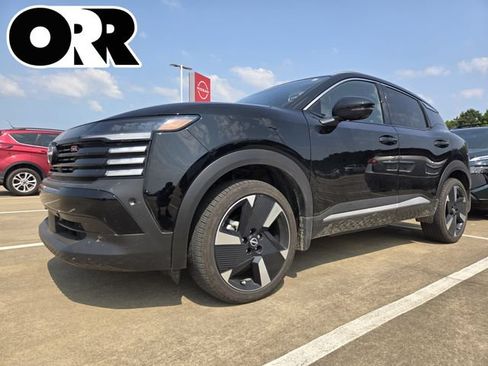 Certified 2025 Nissan Kicks SR AWD/4WD image 1