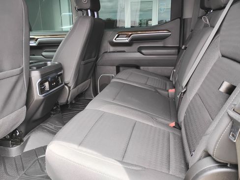 Used 2023 GMC Sierra 1500 Elevation w/ Preferred Package AWD/4WD image 25