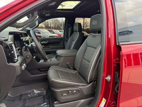 Used 2026 GMC Sierra 1500 AT4X w/ AT4X AEV Edition image 10