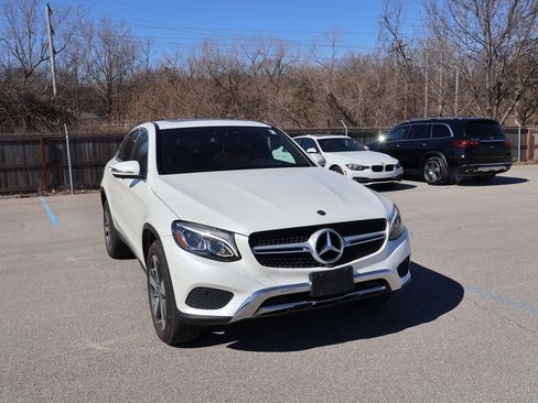 Certified 2019 Mercedes-Benz GLC 300 4MATIC Coupe image 5