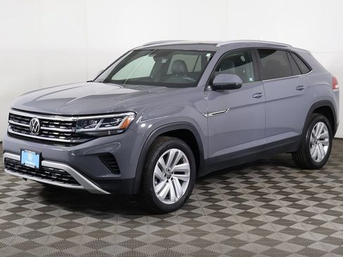 Used 2021 Volkswagen Atlas Cross Sport SE w/ Panoramic Sunroof Package AWD/4WD image 8